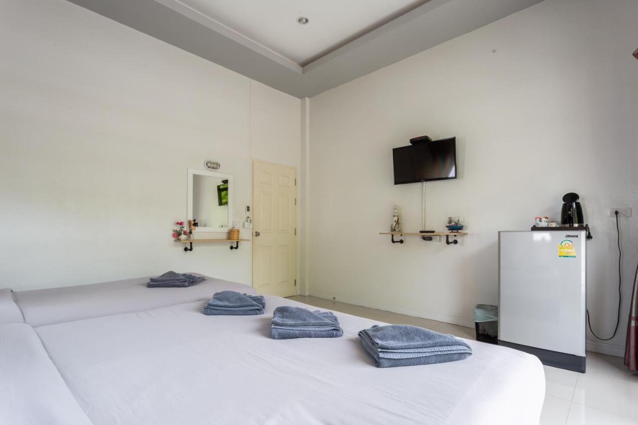Samed Big Whale Hostel Rayong Exterior foto