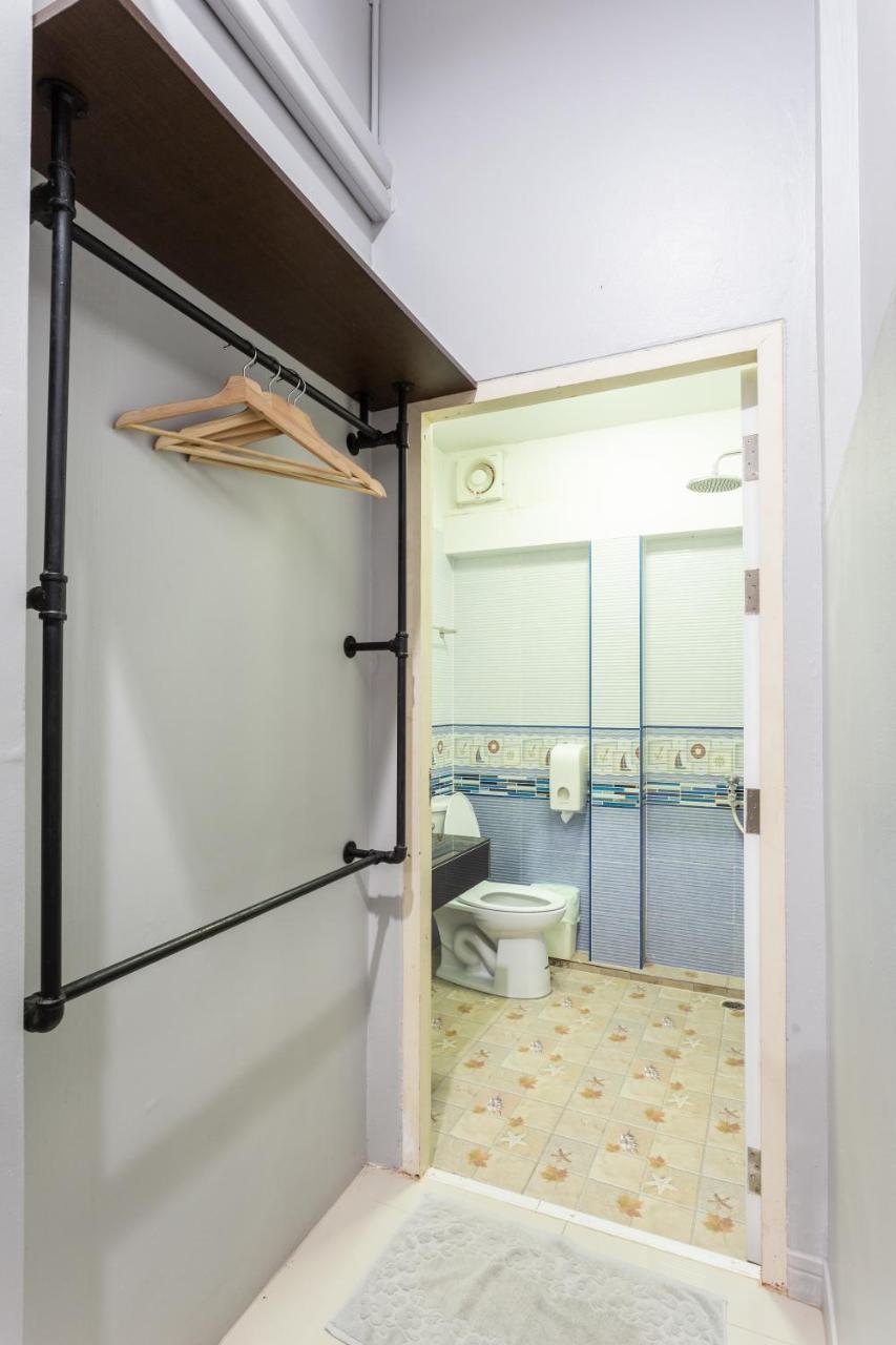 Samed Big Whale Hostel Rayong Exterior foto