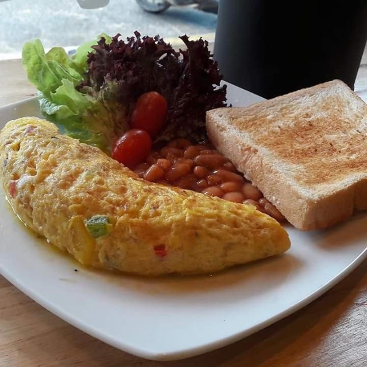 Samed Big Whale Hostel Rayong Exterior foto